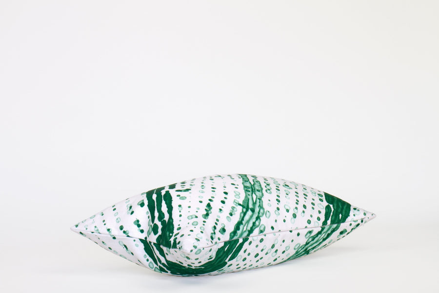 Side view 12” x 20” 100% linen glissando pillow in emerald green with hidden zipper