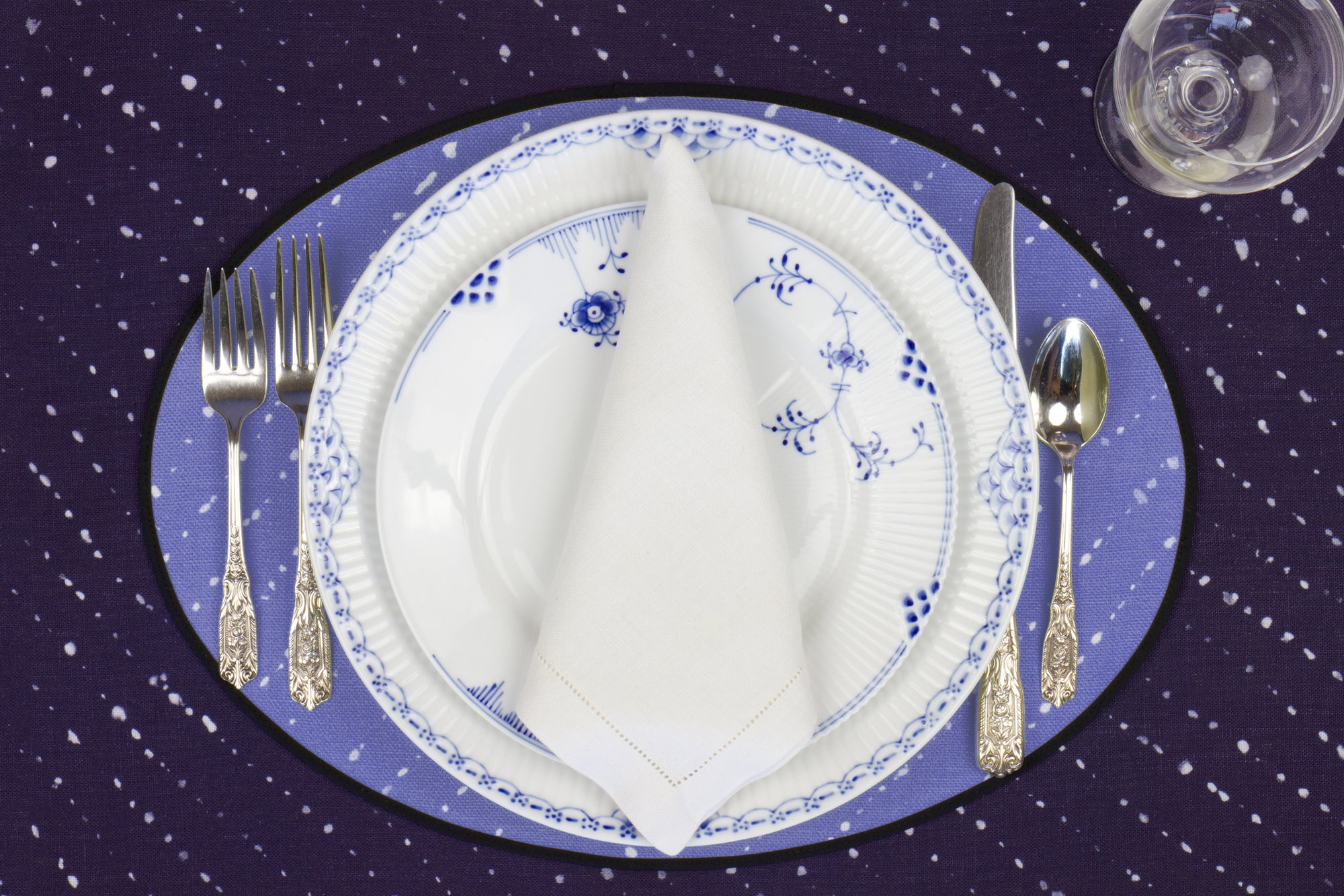 Cornflower 'Staccato Sbiancato' Shibori Linen Placemat