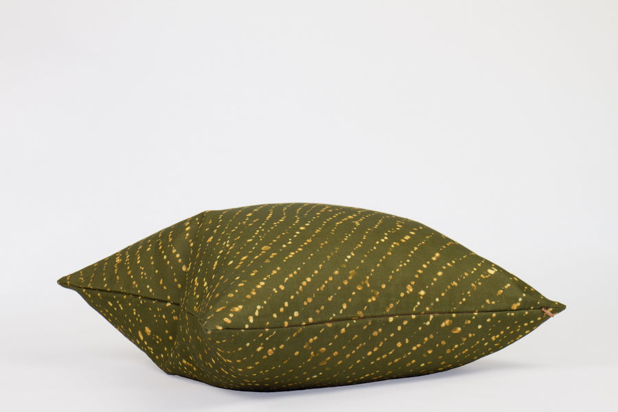 Side view 20” x 20” 100% linen staccato decolorato shibori pillow in fern green with hidden zipper