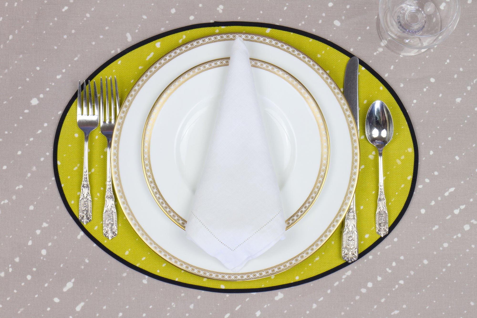 Pear 'Staccato Sbiancato' Shibori Linen Placemat