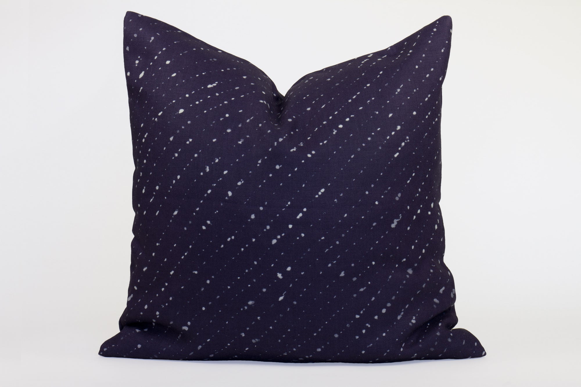 'Staccato Sbiancato' Shibori linen 20" x 20" inch pillow in Sapphire